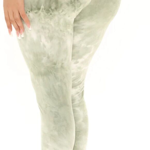 5/$50 Fashion Nova Sage Green Tie Dye Leggings Size Small - Picture 3 of 6